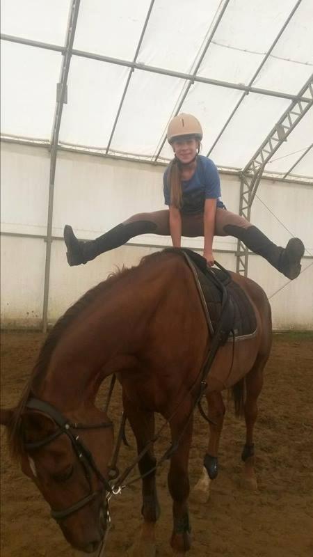 Caballus Lovasmajor Panzio Nyíregyháza Exteriör bild